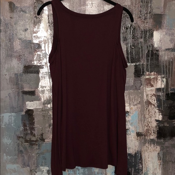 Burgundy Cold Shoulder Long Sleeve Shirt - Picture 4 of 5